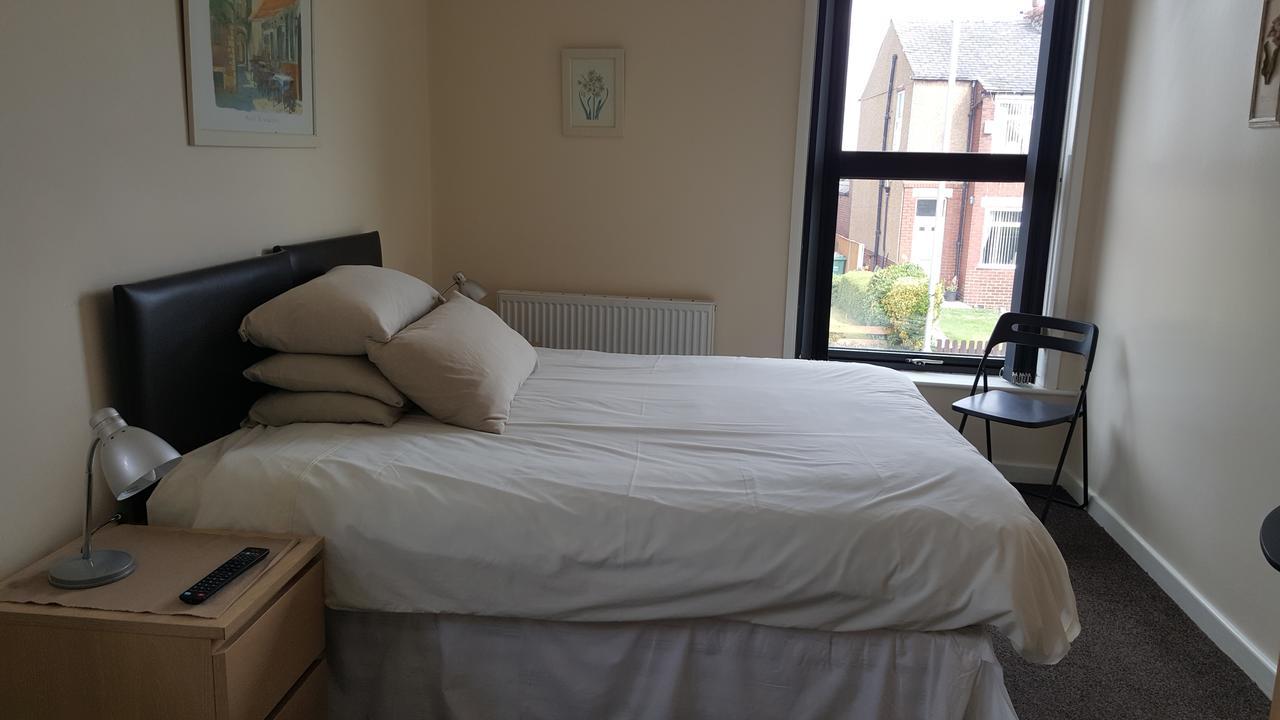 Kings Arms Hotel Farnworth Εξωτερικό φωτογραφία