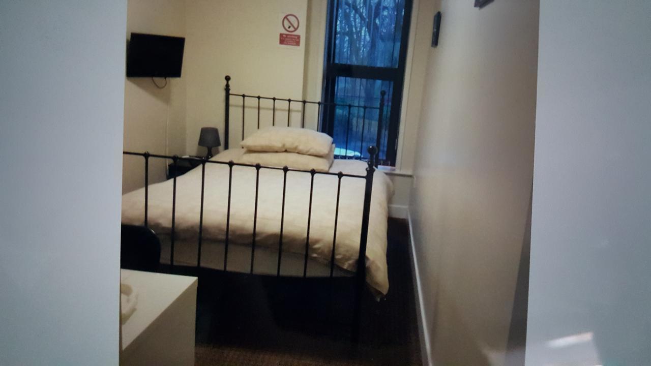 Kings Arms Hotel Farnworth Εξωτερικό φωτογραφία